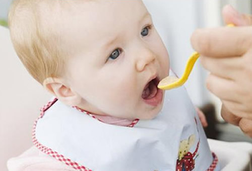 四个月宝宝辅食食谱 4月婴儿辅食食谱大全