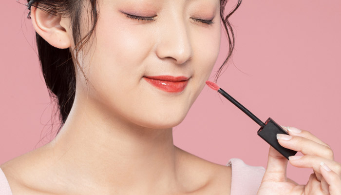 纹唇后多久可以涂口红 纹唇需要隔多久才能涂口红