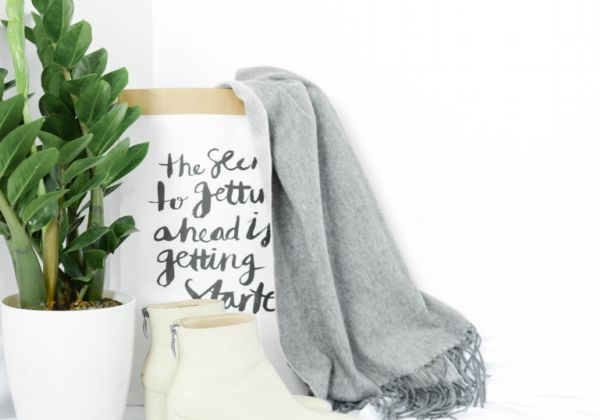 绿色衣服搭什么颜色的围巾  绿色衣服搭配哪种围巾