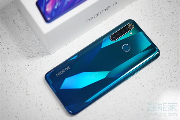 realme Q和realme x青春版区别