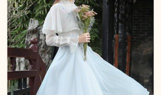 木耳边连衣裙穿搭 木耳边连衣裙穿搭有什么