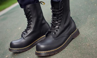 男夏季皮鞋搭配 男夏季皮鞋搭配介绍