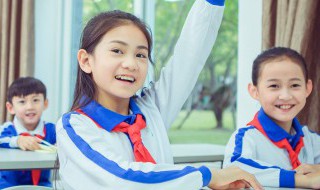 关于文学家人物介绍 关于文学家人物介绍有哪些