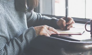 懦弱造句子 懦弱造句子有哪些