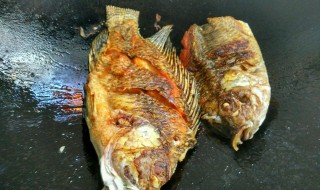 如何做红烧鱼不腥不烂 做红烧鱼不腥不烂的方法