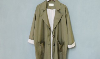 帅气女生风衣搭配 女生风衣可以这样搭配