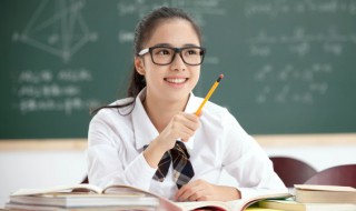 默默的意思 怎么理解默默的意思