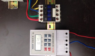 220接触器接线方法 怎么接线呢？