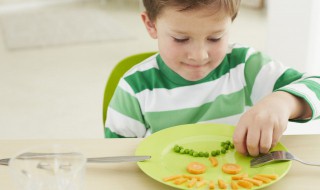 小孩吃饭磨蹭怎么办 孩子吃饭磨蹭解决办法