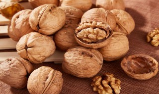 核桃内皮怎样才能快速去掉 核桃内皮快速去掉的方法