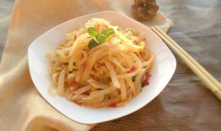 冰糖萝卜丝如何做 自己做冰糖萝卜丝的方法