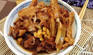 鸭腿炖黄豆怎么做 制作鸭腿炖黄豆的方法