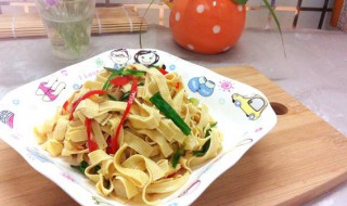 包菜丝炒豆皮如何做 做炒豆皮的步骤