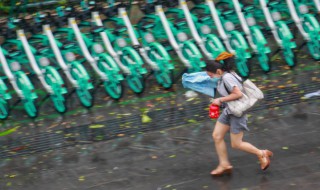 下雨天早安语的心情说说 适合下雨天早安问候语的句子