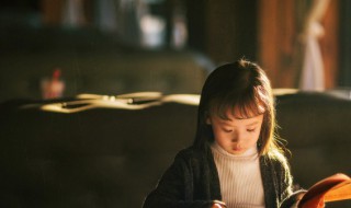 崭露头角还是展露头角 关于崭露头角还是展露头角