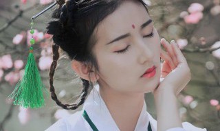 夫人而丈夫饰用四字成语概括是什么 夫人而丈夫饰怎么简称