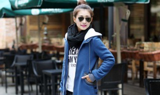 女士连帽卫衣怎么搭 6种搭配复制日系好感穿搭