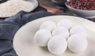 咸馅的大汤圆教程 咸馅的大汤圆做法如下