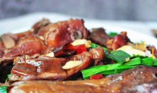 香菇烧腊鸭怎么做 香菇烧腊鸭的做法介绍
