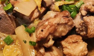排骨烩酸菜的做法 排骨烩酸菜的具体做法