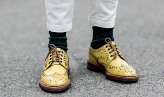 男士穿什么颜色的袜子好 有什么搭配好看的袜子