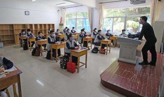 抱头痛哭的意思（抱头痛哭的意思解释）