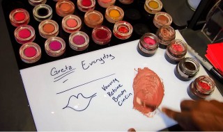 怎么用唇膏做口红 看这里