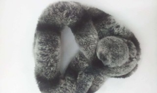 兔毛围脖皮硬硬的怎么办 兔毛皮变硬了怎么恢复成原来的样子?