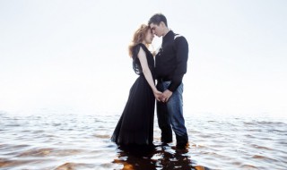 祝爱情美满的四字成语(祝福爱情的唯美四字成语)