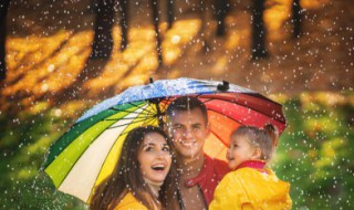 表现母爱的句子（凝聚表现母爱的句子）