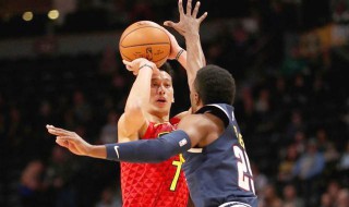 抛投三分球的技巧 抛投三分球的技巧视频