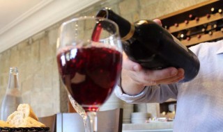 自己晾葡萄酒怎么做才好喝（想喝葡萄酒?教你在家自己酿制,方法简单!）