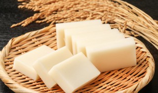 水煮年糕的做法步骤（水煮年糕的做法步骤窍门）