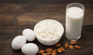 怎么选牛奶（牛奶配比表怎么选牛奶）