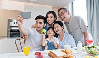 迎新春手抄报内容(迎新春手抄报内容文字简短)