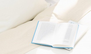 浅笑安然是什么意思（浅笑嫣然是什么意思）