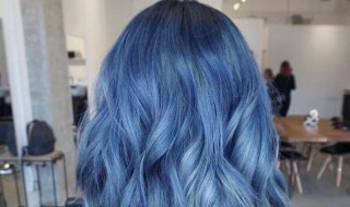 染蓝色发绿怎么解决（染蓝色发绿怎么办）