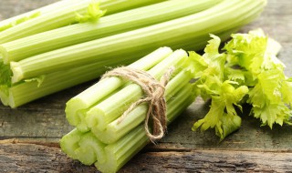 牛肉芹菜粥如何做 西芹牛肉粥的做法