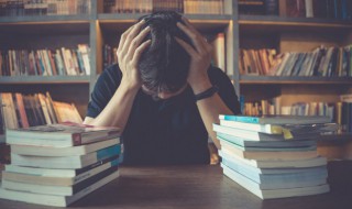 日字旁的字 日字旁的字有多少