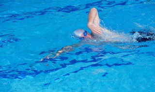 冬泳会感冒吗 冬天游泳会感冒吗