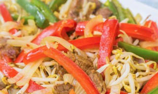 洋葱炒绿豆芽的做法步骤 洋葱炒绿豆芽的做法步骤图