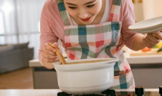 鸡脚汤的功效 花生眉豆鸡脚汤的功效