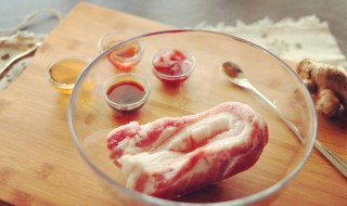 红烧肉怎么炒（红烧肉怎么炒才红）