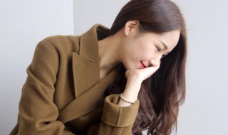 亚麻棕色显皮肤白吗 亚麻色显皮肤白