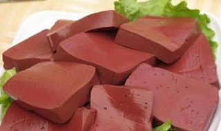 鸭血怎么处理比较嫩（鸭血怎么处理比较嫩不腥）