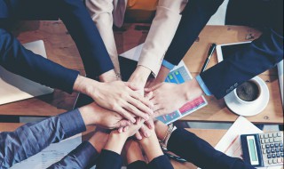 关于谦虚的励志句子（关于谦虚的励志句子英语）