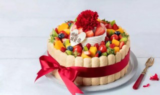 蛋糕抹圆胚有什么技巧（圆形蛋糕胚的抹胚手法）