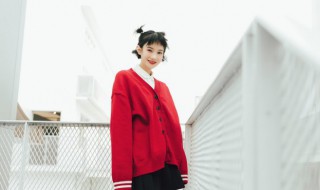 20岁穿什么颜色好看 20岁应该穿什么颜色好