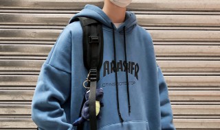 卫衣配什么裤子好看男 黄色卫衣配什么裤子好看男