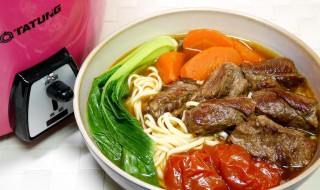 番茄牛腩面条怎么做才好吃 番茄牛腩面条怎么做才好吃又简单